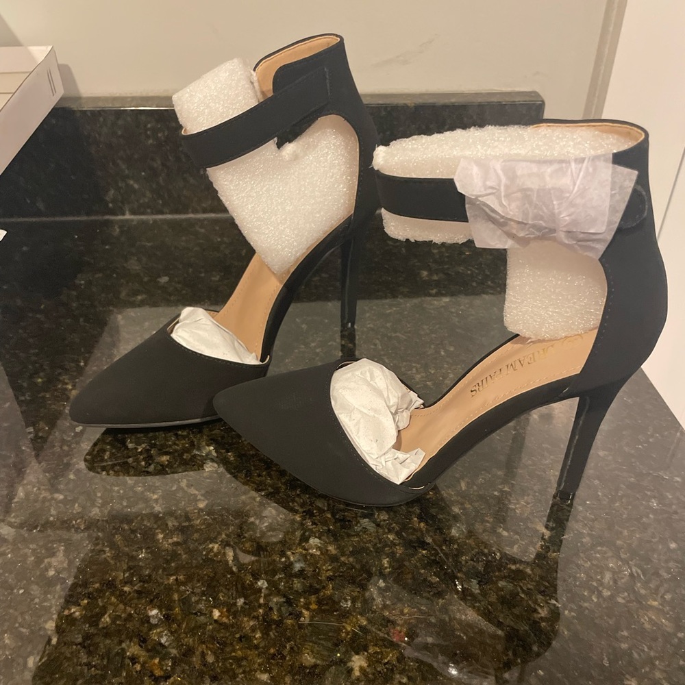DREAM PAIRS NIB black stiletto heels - Picture 2 of 6